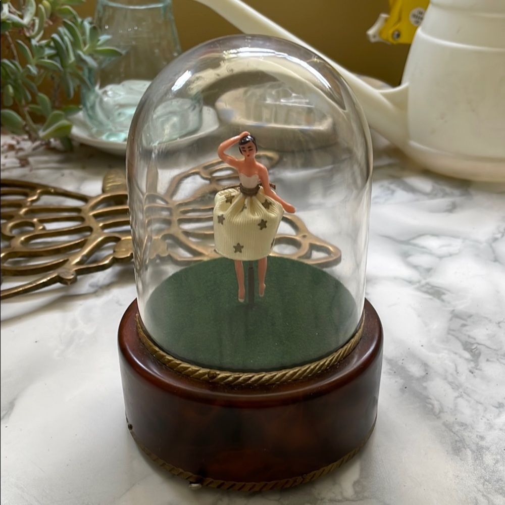 Vintage Swiss Reuge Dancing Ballerina Music Box - Switzerland - SEE VIDEO!